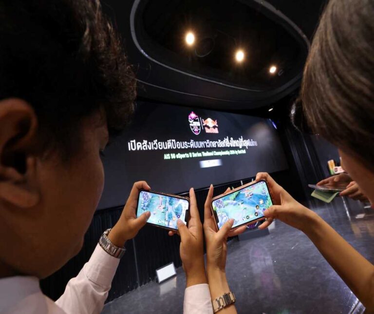 AIS จับมือ Red Bull เปิดสังเวียนตีป้อมระดับมหาวิทยาลัยสุดยิ่งใหญ่ “AIS 5G eSports U Series Thailand Championship 2024 by Red Bull”